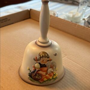 Hummel Bell with Girl and Lamb, from 1991
EUC